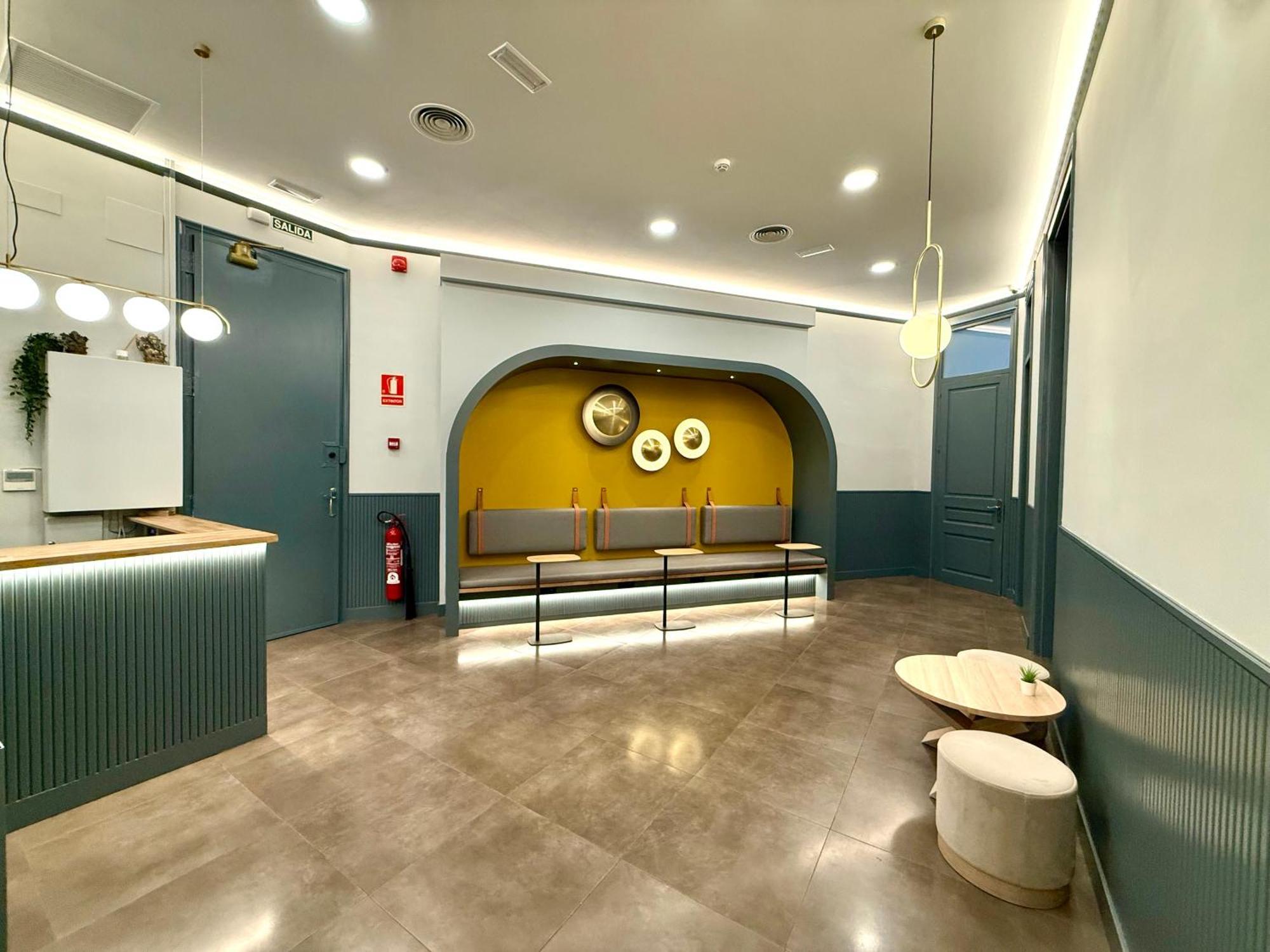 Hip Karma Hostel Βαρκελώνη Εξωτερικό φωτογραφία